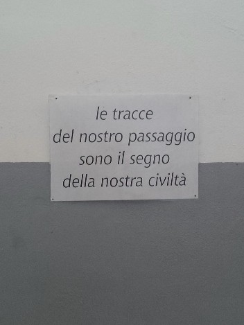 Tracce